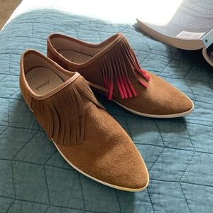 Sanuk Kat Fringe Chestnut Suede Slip-On Flat